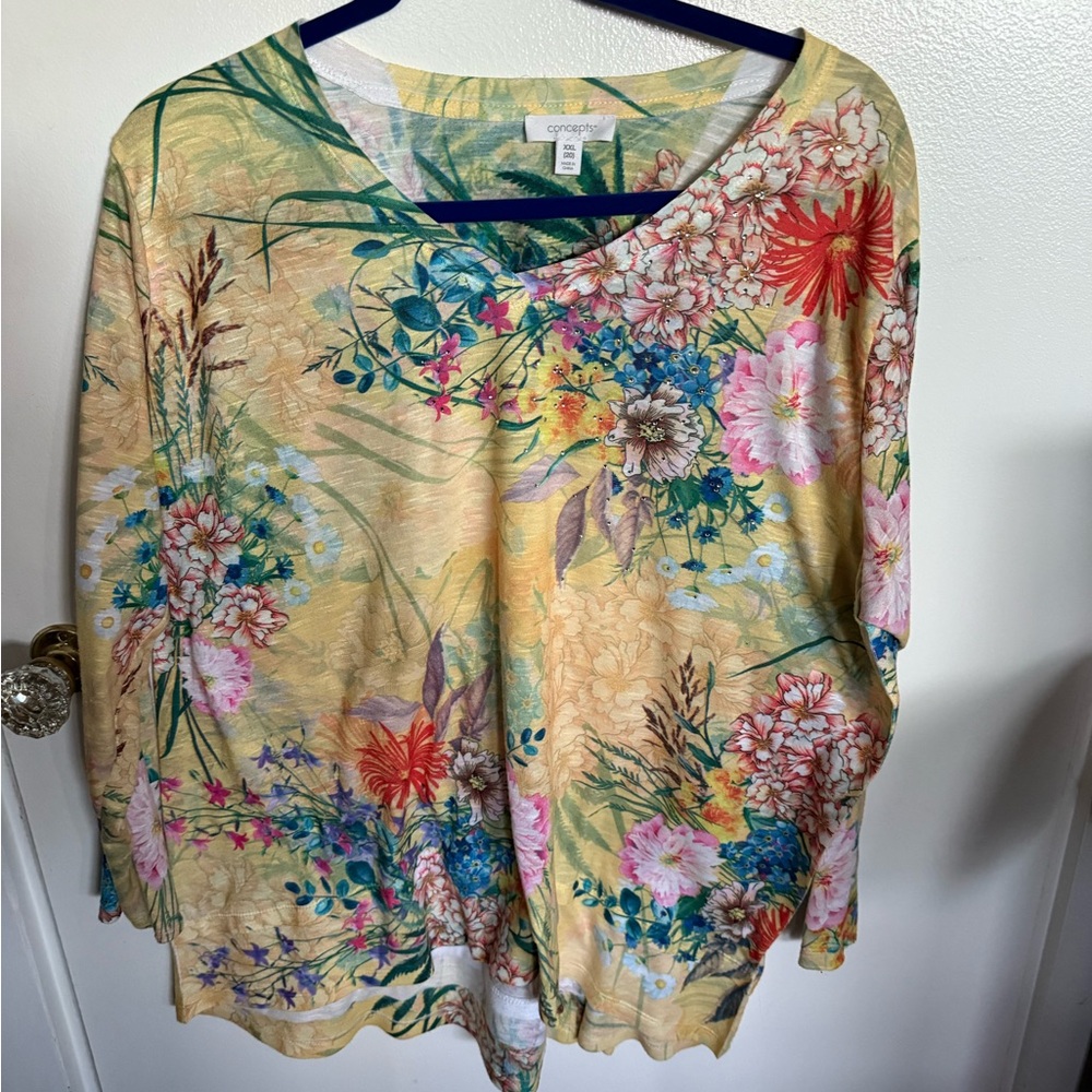 Concepts Women's Floral Print Blouse - Multicolor